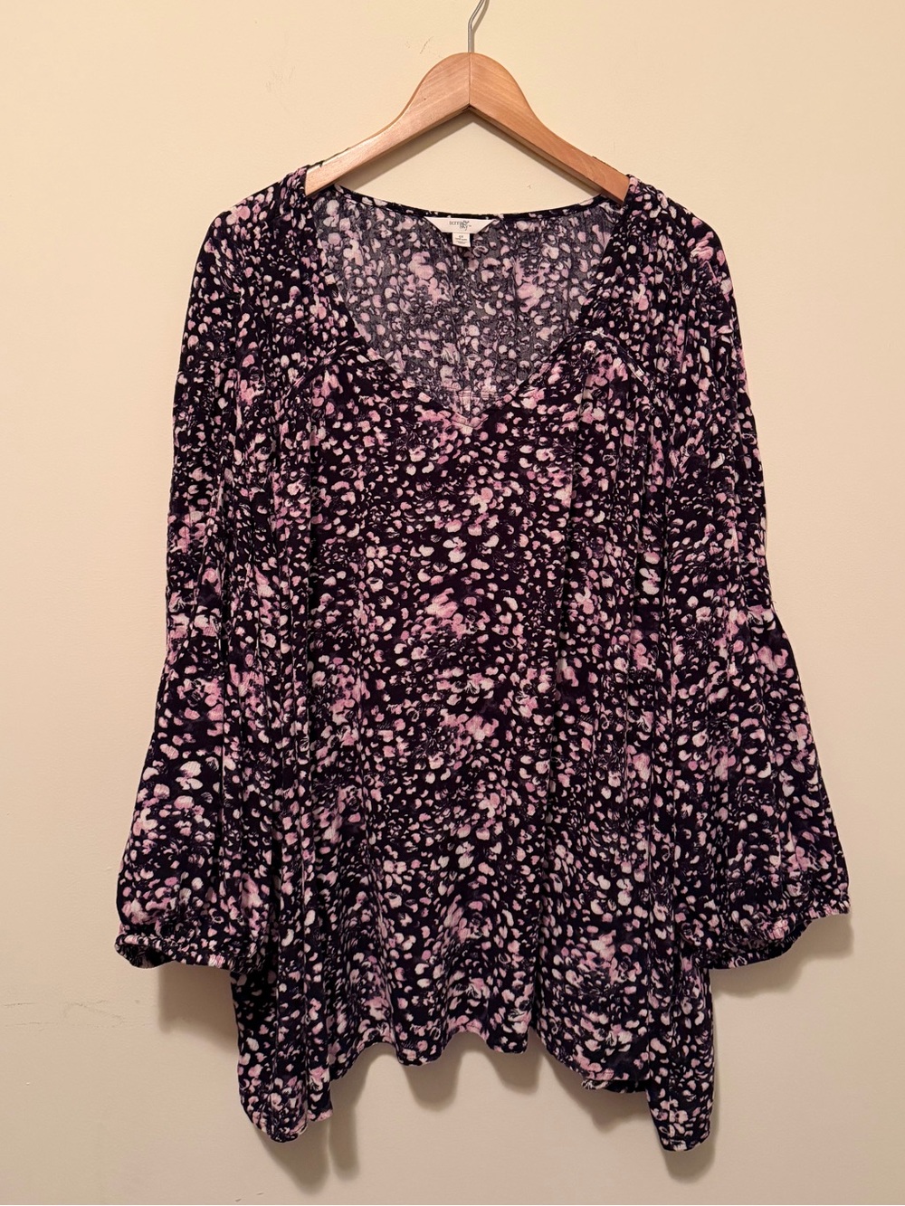 Terra & Sky Long Sleeve Black and Pink Floral Top